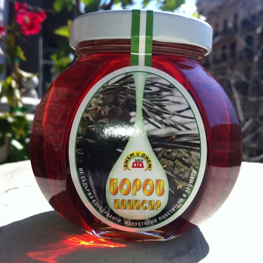 Una altra delicatessen: resina de pi (bulgar) ... Millor q la mel o el maple syrup!!!