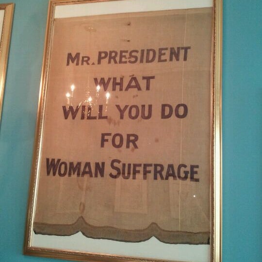 Das Foto wurde bei Belmont-Paul Women&#39;s Equality National Monument von ShannonRenee M. am 12/1/2011 aufgenommen