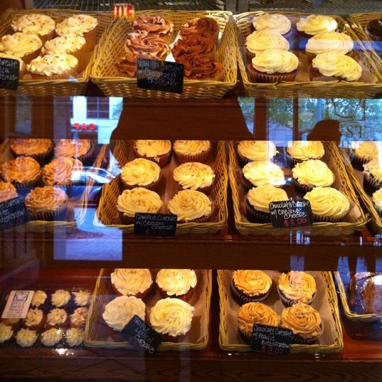 10/1/2011 tarihinde Sande E.ziyaretçi tarafından Best Buns Bread Company'de çekilen fotoğraf