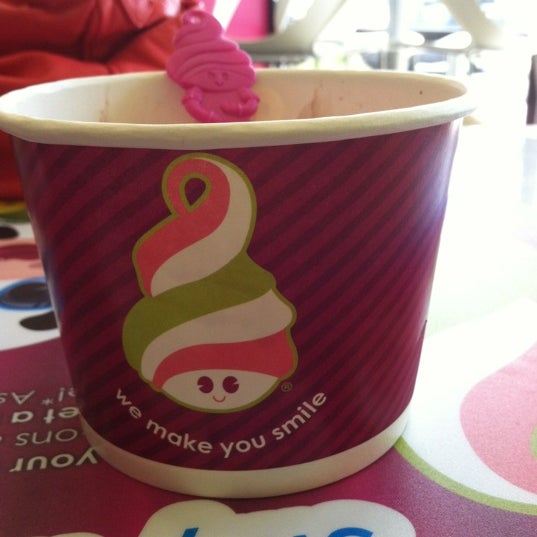 Menchie's Frozen Yogurt (Now Closed) Frozen Yogurt Shop in Knoxville