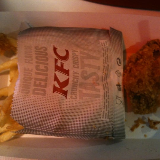 Photo taken at KFC by Yvonne V. on 10/15/2011