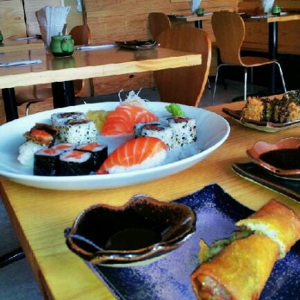 Photo taken at Sushi Yuzu by Marco N. on 3/19/2012