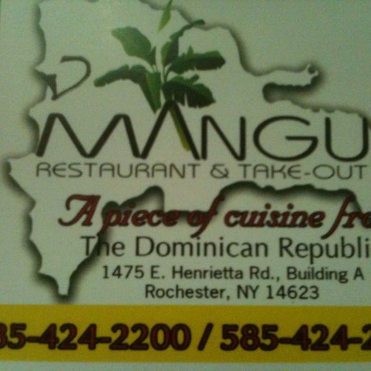 Foto tomada en D&#39;Mangu Restaurant  por Dee A el 7/23/2011