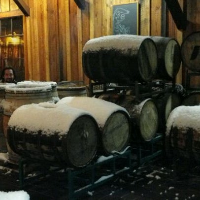 Foto scattata a Truckee River Winery da Tobe S. il 4/12/2012