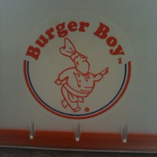 Снимок сделан в Burger Boy пользователем Albert T. 1/6/2012