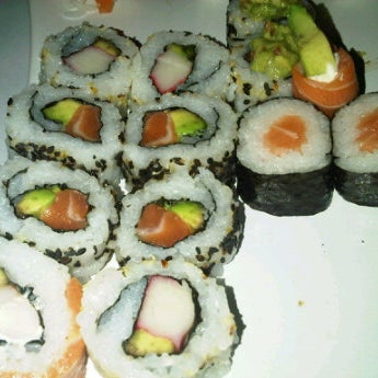 Снимок сделан в Itamae Sushi пользователем Pablo G. 10/22/2011