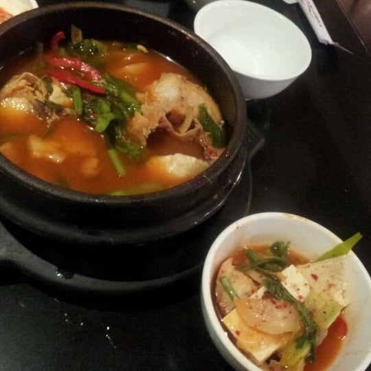 5/24/2012에 Monica님이 Beque Korean Grill에서 찍은 사진