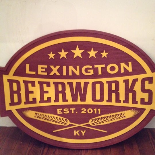 รูปภาพถ่ายที่ Lexington Beerworks โดย Chris R. เมื่อ 12/21/2011