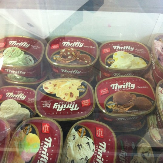 Photo taken at Thrifty Ice Cream &quot;Campanario&quot; by Margot M. on 3/25/2012