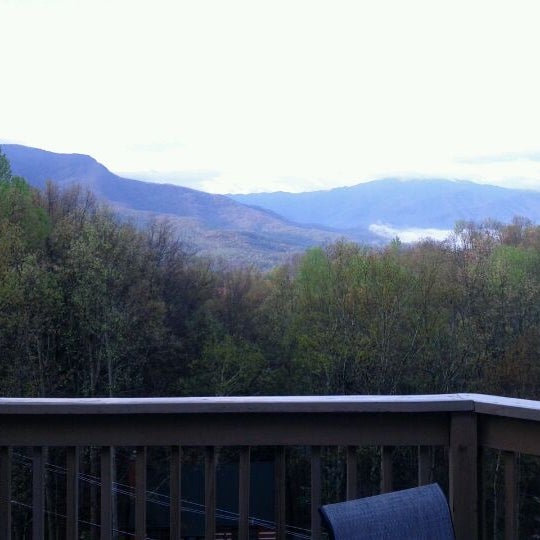 Photos At Smoky Vista Cobbly Nob Cabins General Travel