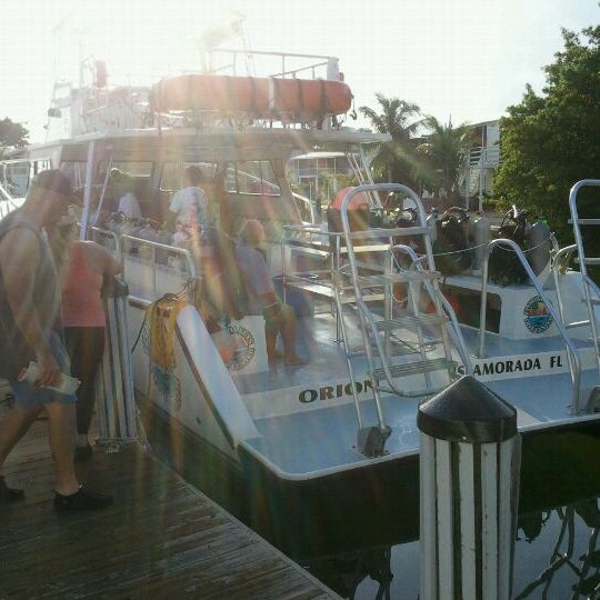 Foto diambil di Florida Keys Dive Center oleh David H. pada 8/28/2011