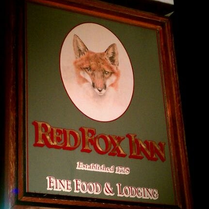 Снимок сделан в The Red Fox Inn &amp; Tavern пользователем Andrew A. 1/13/2012
