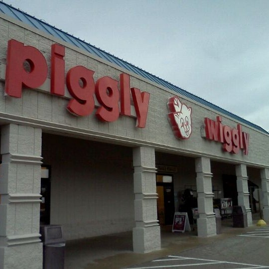 Piggly Wiggly Grocery Store
