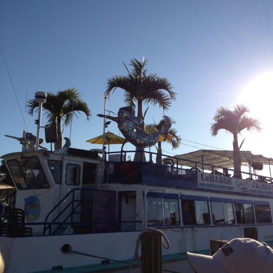 รูปภาพถ่ายที่ LeBarge Tropical Cruises โดย Diane C. เมื่อ 12/31/2011