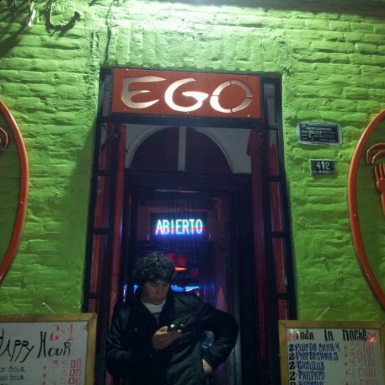 รูปภาพถ่ายที่ Pub EGO โดย Rapunzzel R. เมื่อ 9/11/2011