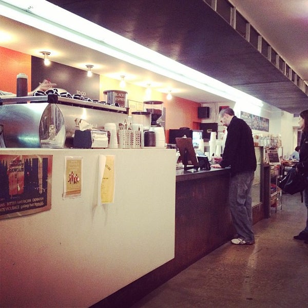 11/21/2011にJay W.がChinatown Coffee Companyで撮った写真