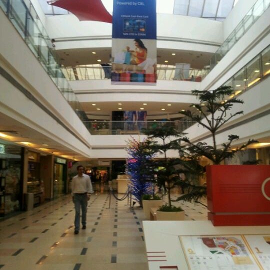crocs store in vashi