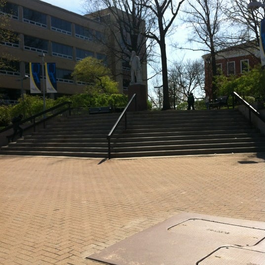 Foto scattata a Università di Akron da Cassidy H. il 3/27/2012