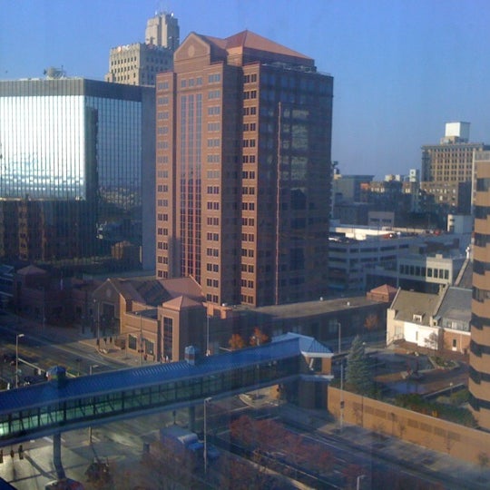 the-summit-center-downtown-toledo-333-n-summit-st
