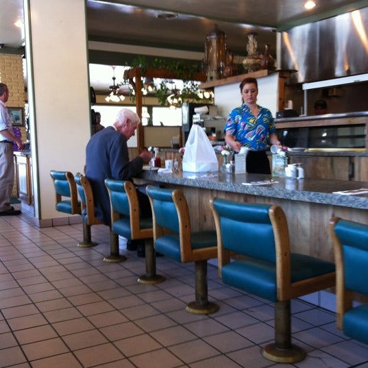 Cafe Bixby And Pizza (Now Closed) Bixby Knolls 3900 Atlantic Ave