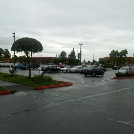 Photo taken at The Outlet Shoppes at Burlington by Jason on 6/17/2012