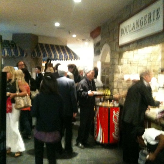 Sunterra Market Downtown Edmonton 201010150 Jasper Avenue