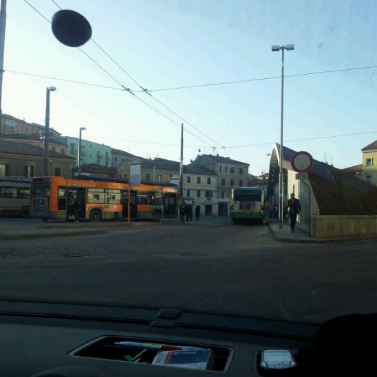 Piazza Ugo Bassi 3 consigli