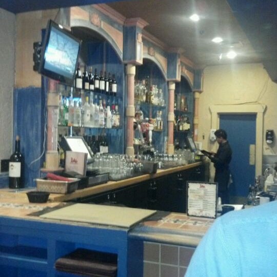 Foto diambil di Pedro&#39;s Restaurant &amp; Cantina oleh Katherina M. pada 2/18/2012