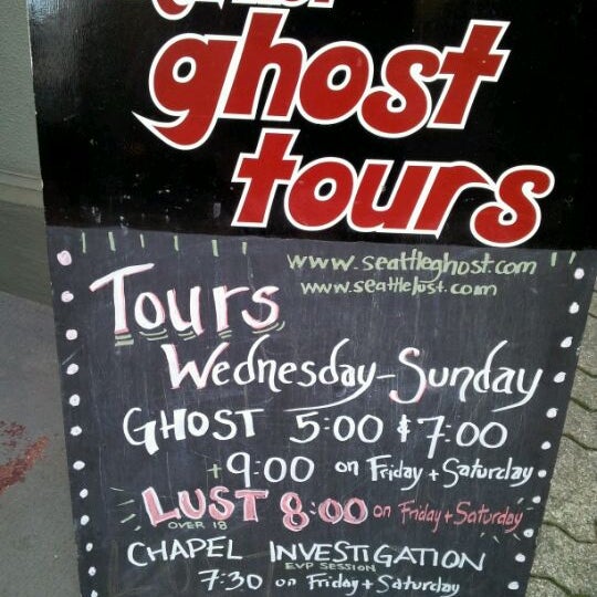 Foto tirada no(a) Market Ghost Tours por David W. em 4/2/2012