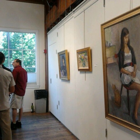The Yellow Barn Studio and Gallery Art Gallery in Glen Echo