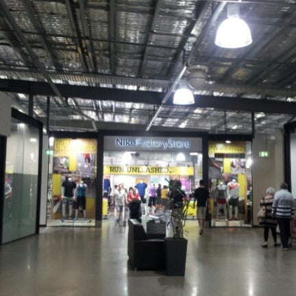 Nike dfo jindalee sale 2025