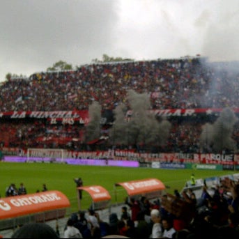 Снимок сделан в Estadio Marcelo Bielsa (Club Atlético Newell&#39;s Old Boys) пользователем Nicolas D. 4/28/2012