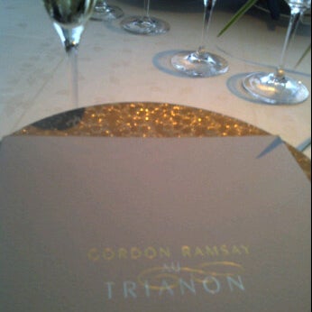 Foto diambil di Gordon Ramsay au Trianon oleh Trisha C. pada 6/12/2012