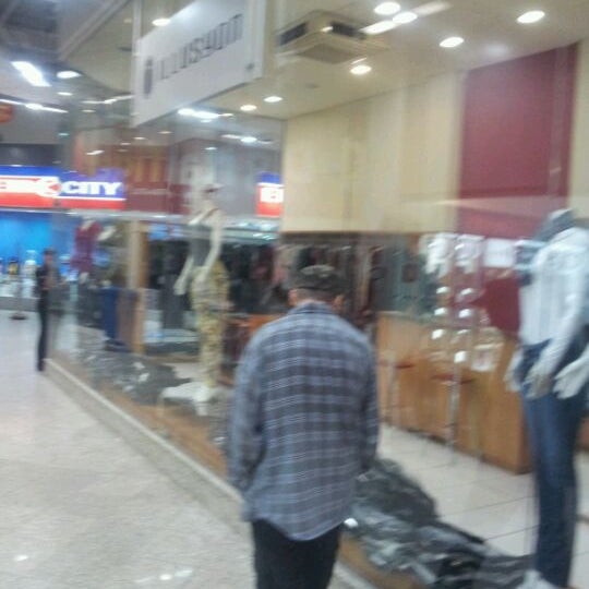 Photo taken at Shopping Norte Sul by Marcus G. on 6/9/2012