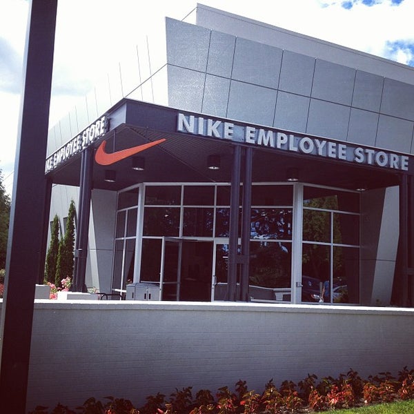 nike sandy bodecker
