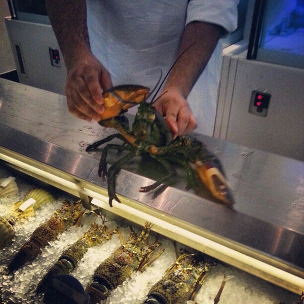 Seafood Market Dubaiのシーフードレストラン Seafood Market Dubaiのシーフードレストラン