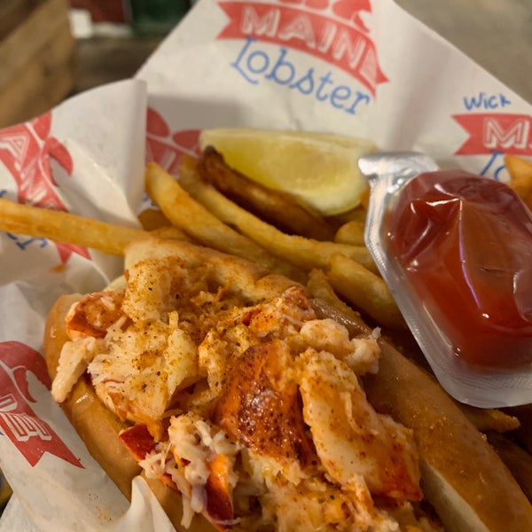 Снимок сделан в Wicked Maine Lobster пользователем Dennis W. 6/4/2019