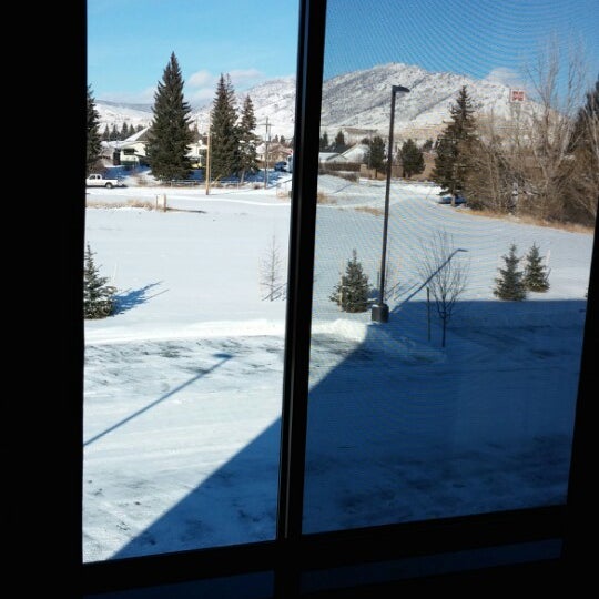 Photo taken at Holiday Inn Express &amp; Suites Butte by Michelle R. on 2/1/2014