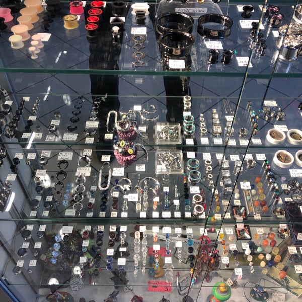 Arkel Piercing Salon de piercing à Brussel