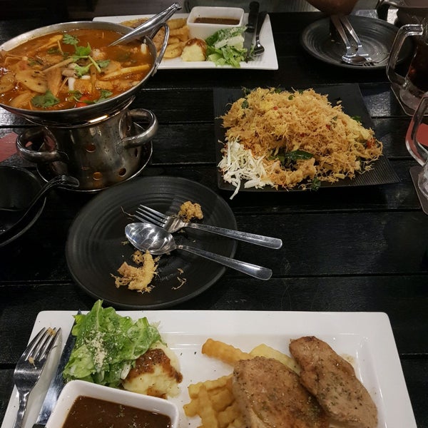 28 Bar Thehood Kuala Lumpur Selangor