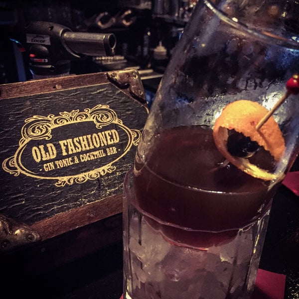Photo taken at Old Fashioned by Fendy L. on 3/24/2018