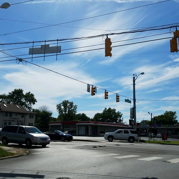 Corner Of Madison And Thompson Edgewood 139 visitors