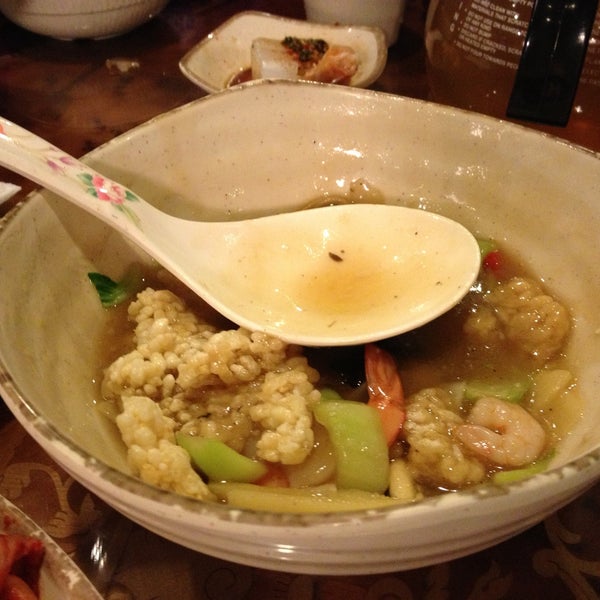 4/18/2013에 Juwon W.님이 Song Cook&#39;s Authentic Korean Restaurant에서 찍은 사진