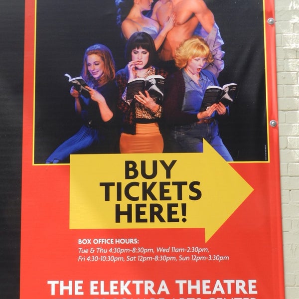 Foto tirada no(a) Elektra Theatre por Miguel G. em 5/25/2014