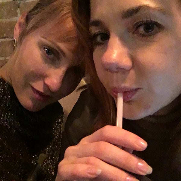 รูปภาพถ่ายที่ InTouch Cocktail Bar โดย Stella เมื่อ 10/28/2016