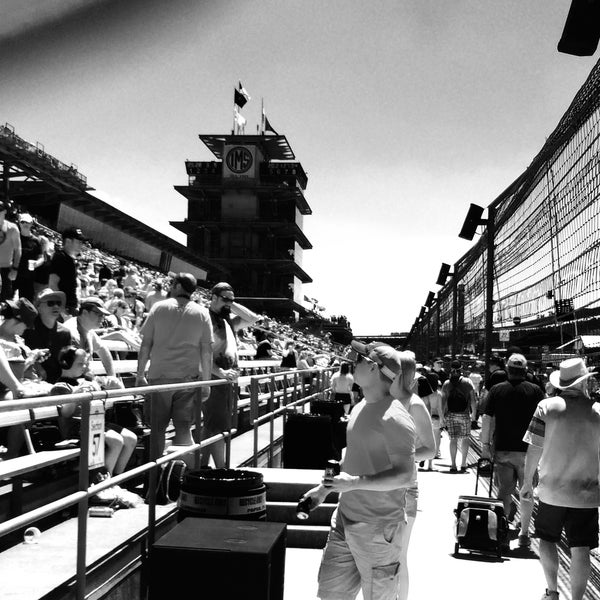 Chauffeur Indy Downtown Indianapolis Indianapolis, IN