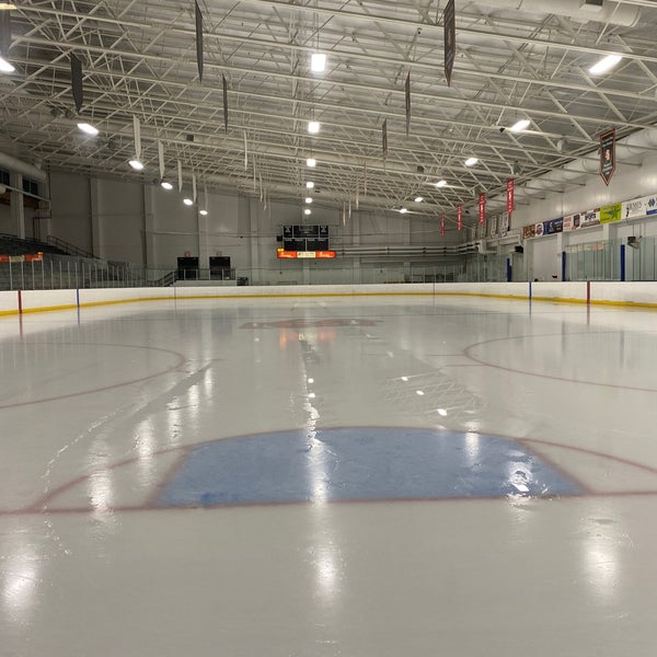 St. Louis Park Rec Center Skating Rink