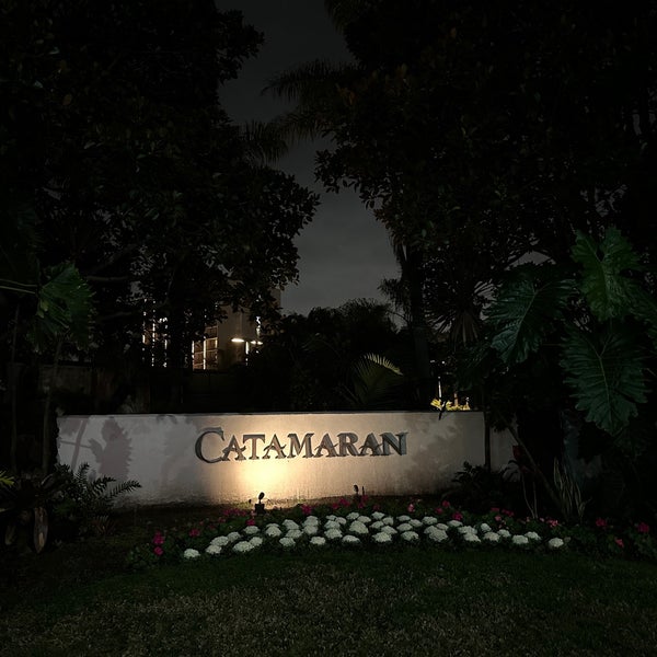 Photo taken at Catamaran Resort Hotel and Spa by Jeremy on 12/30/2022