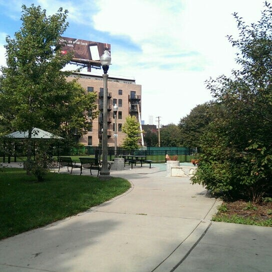 Jefferson (Thomas) Park East Pilsen 3 tips