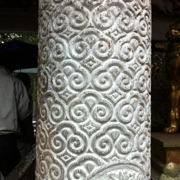 Photos At 魔除けの逆柱 1 Tip From 107 Visitors